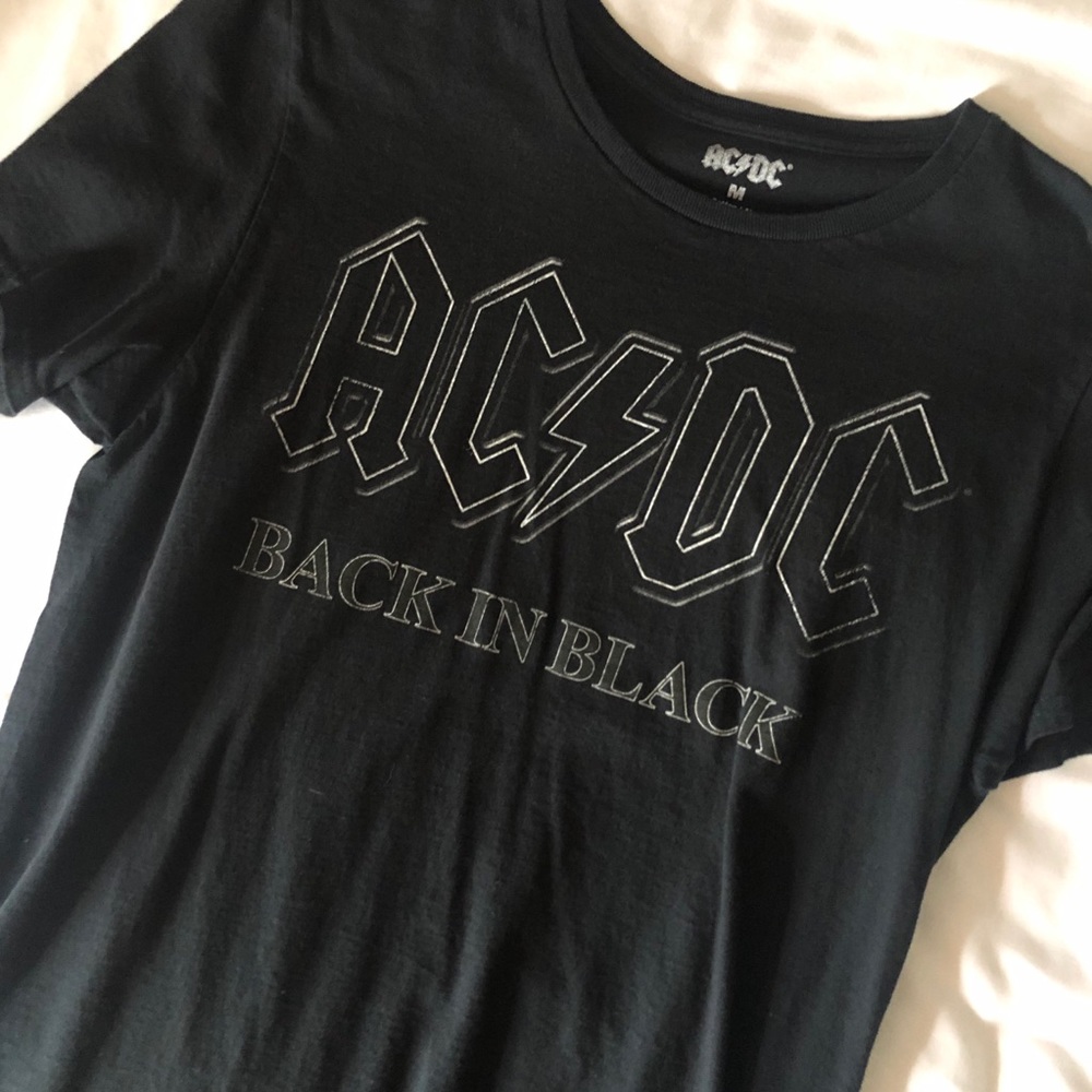 SALE❗️AC/DC Tee - Picture 2 of 3